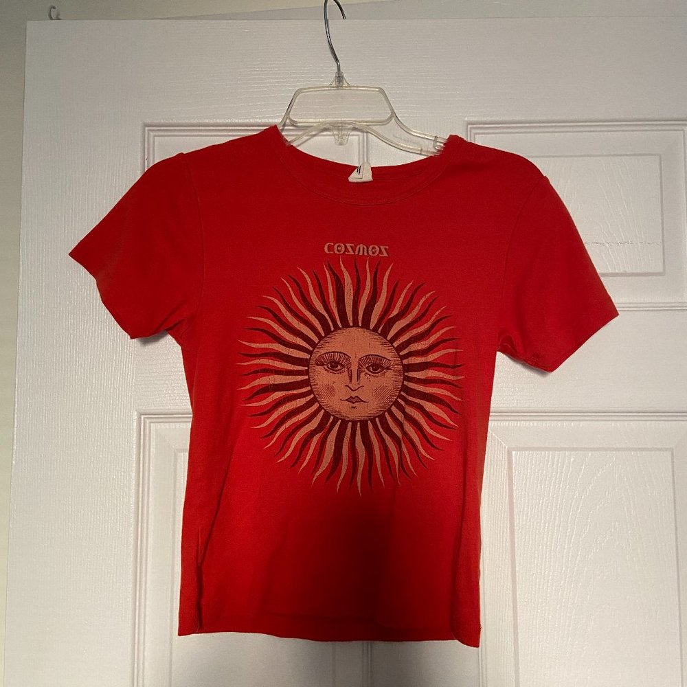 Red Graphic Cropped Tee